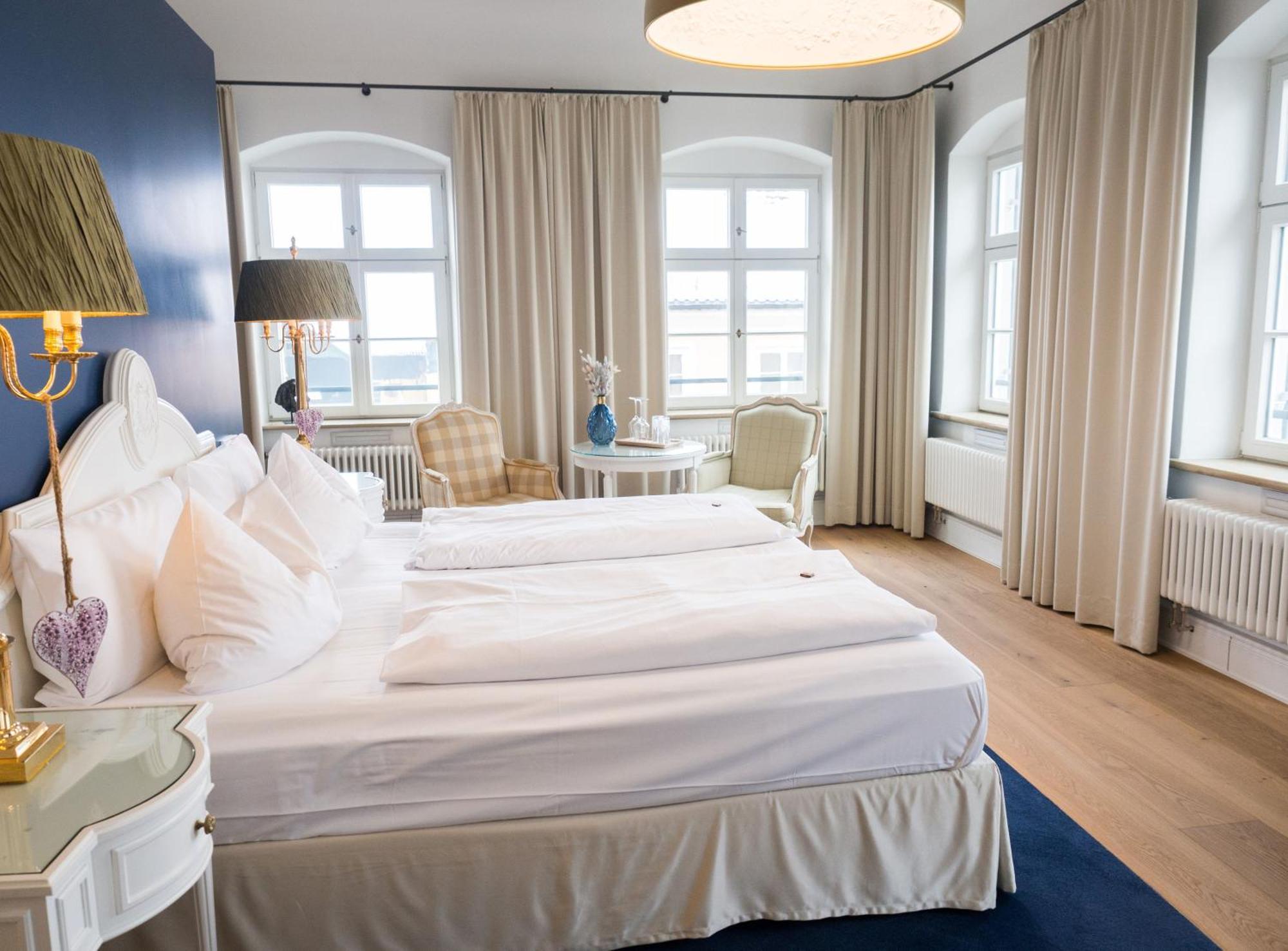 Hotel & Restaurant Posthalterei Zusmarshausen Εξωτερικό φωτογραφία